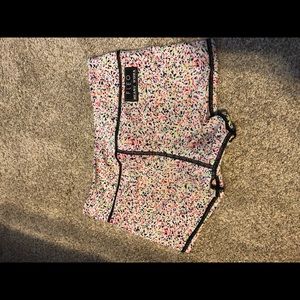 Fleo booty shorts
